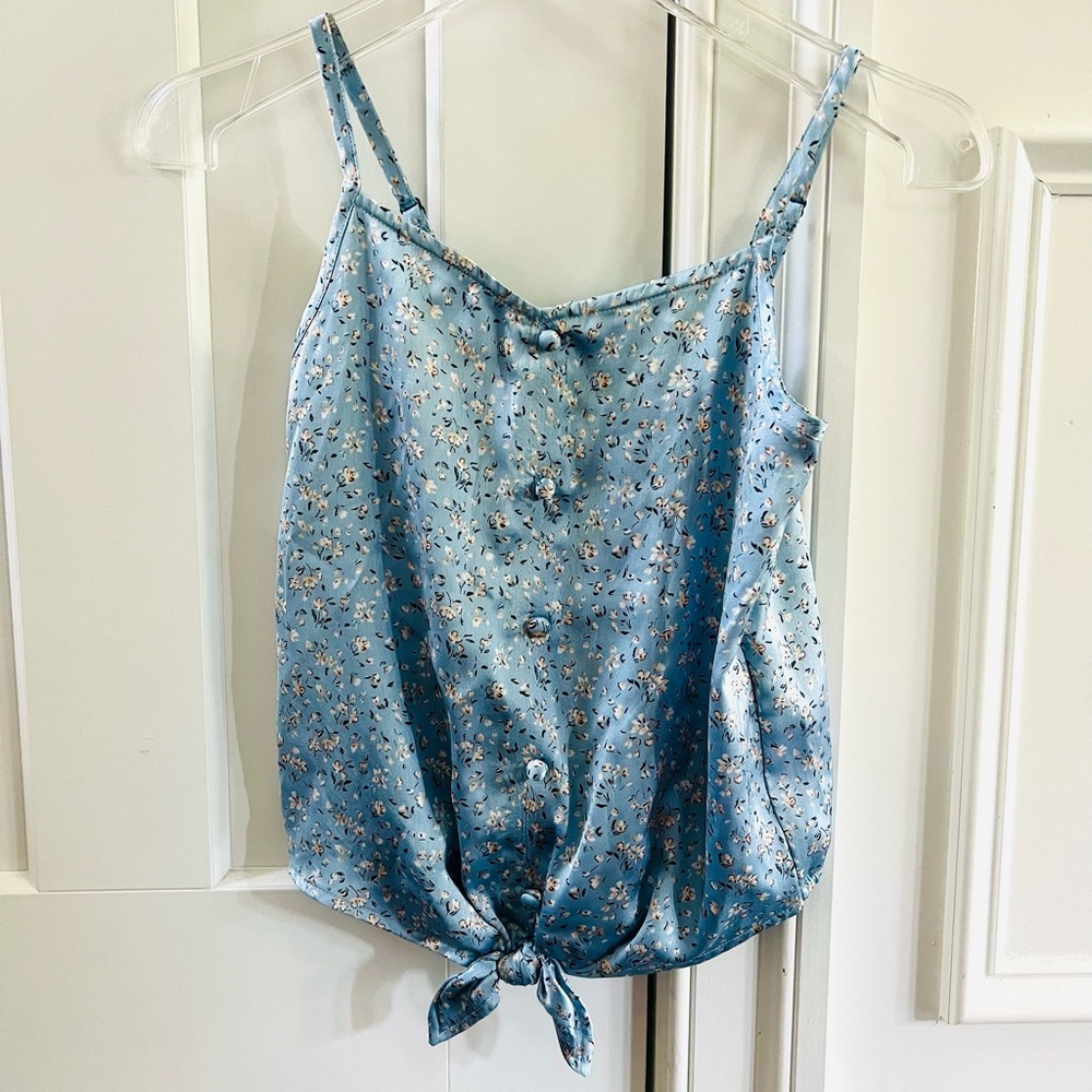 Abercrombie Kids blue floral top size 11/12